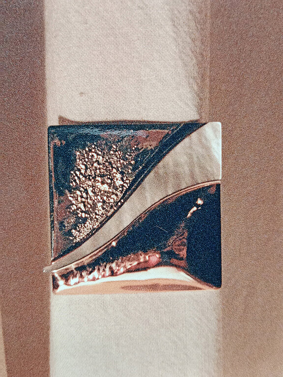 1982_Brosche_Silber_Kupfer_Perlmutt.jpg  